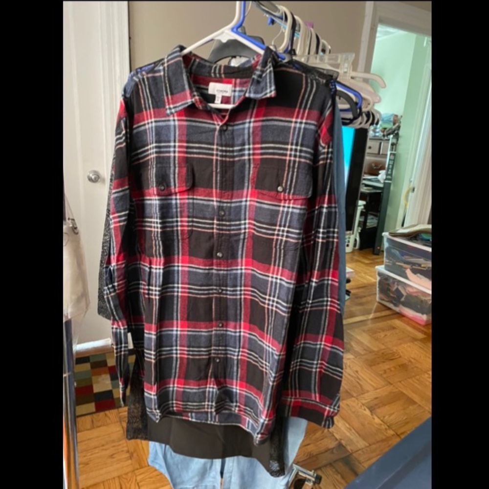 Sonoma Mens XL Button Up long sleeve